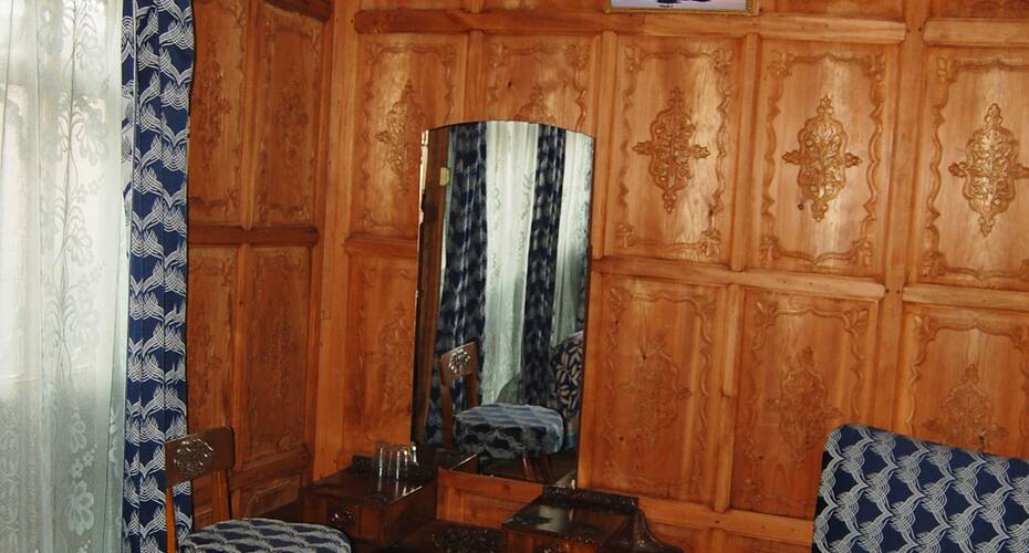 Hermes Houseboat, Srinagar 5